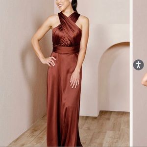 Convertible Revelry size 6 satin terracotta